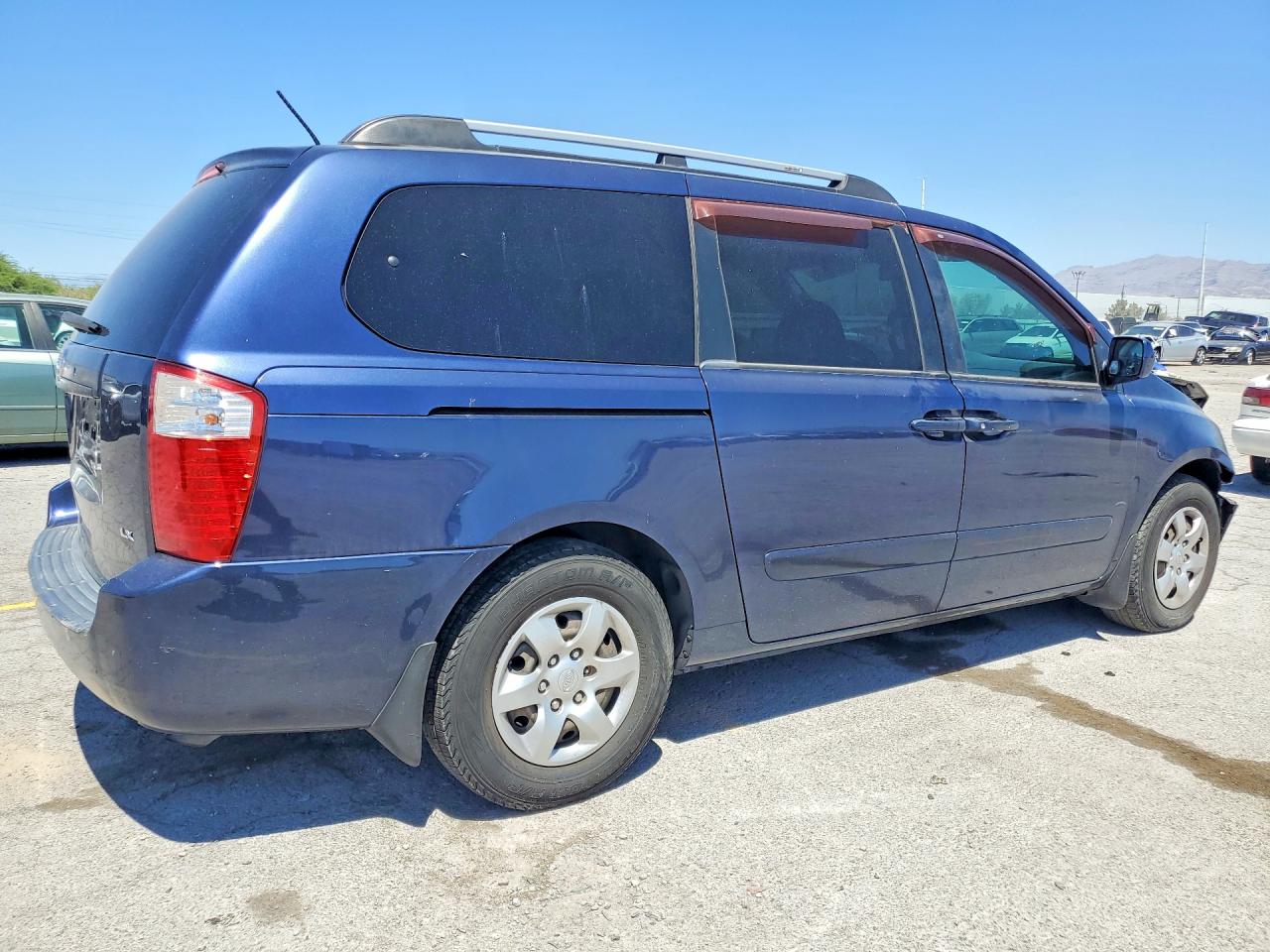 2009 Kia Sedona Lx Синий vin: KNDMB233X96278573