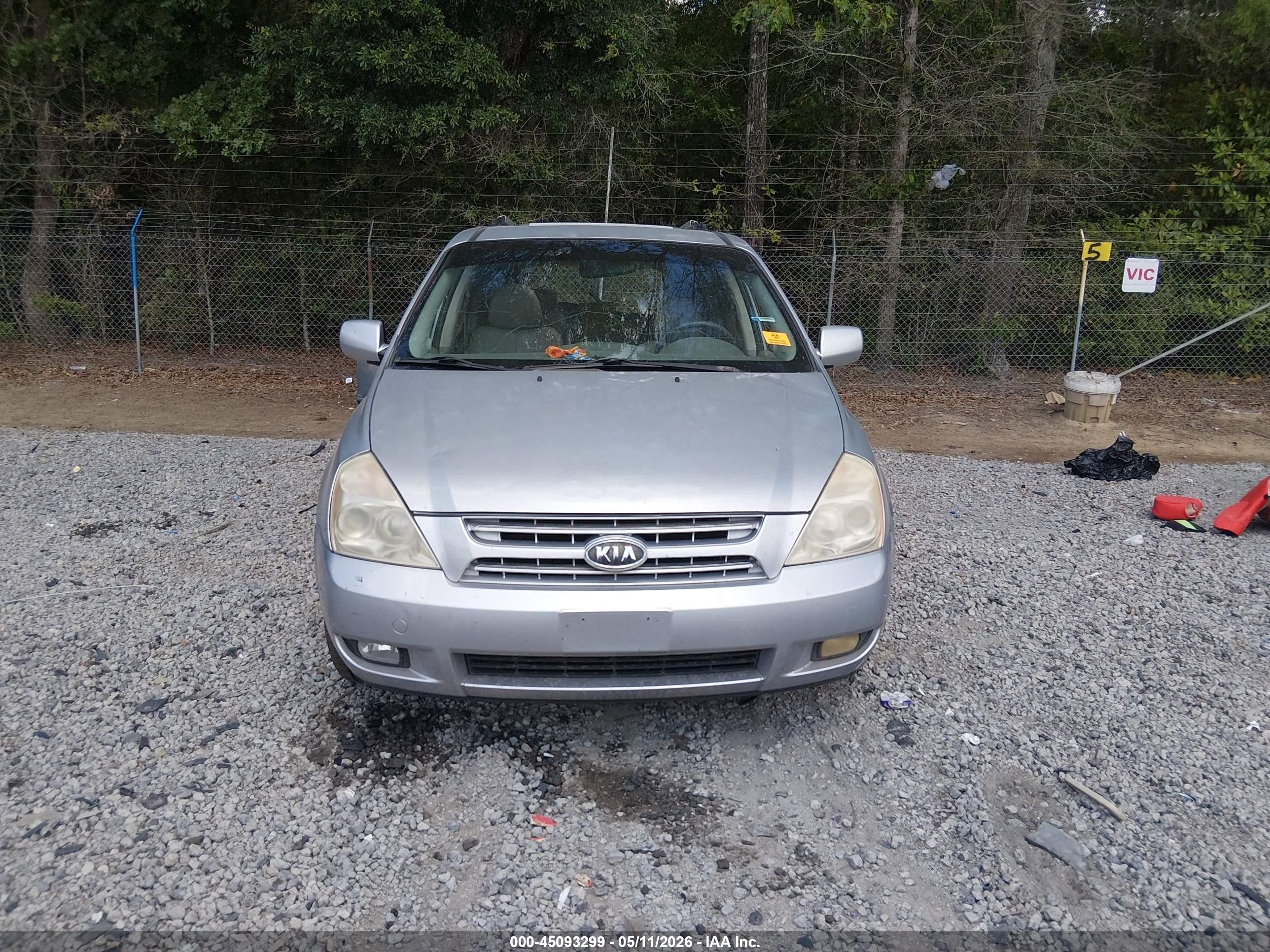 2009 Kia Sedona Ex Silver vin: KNDMB233X96309336