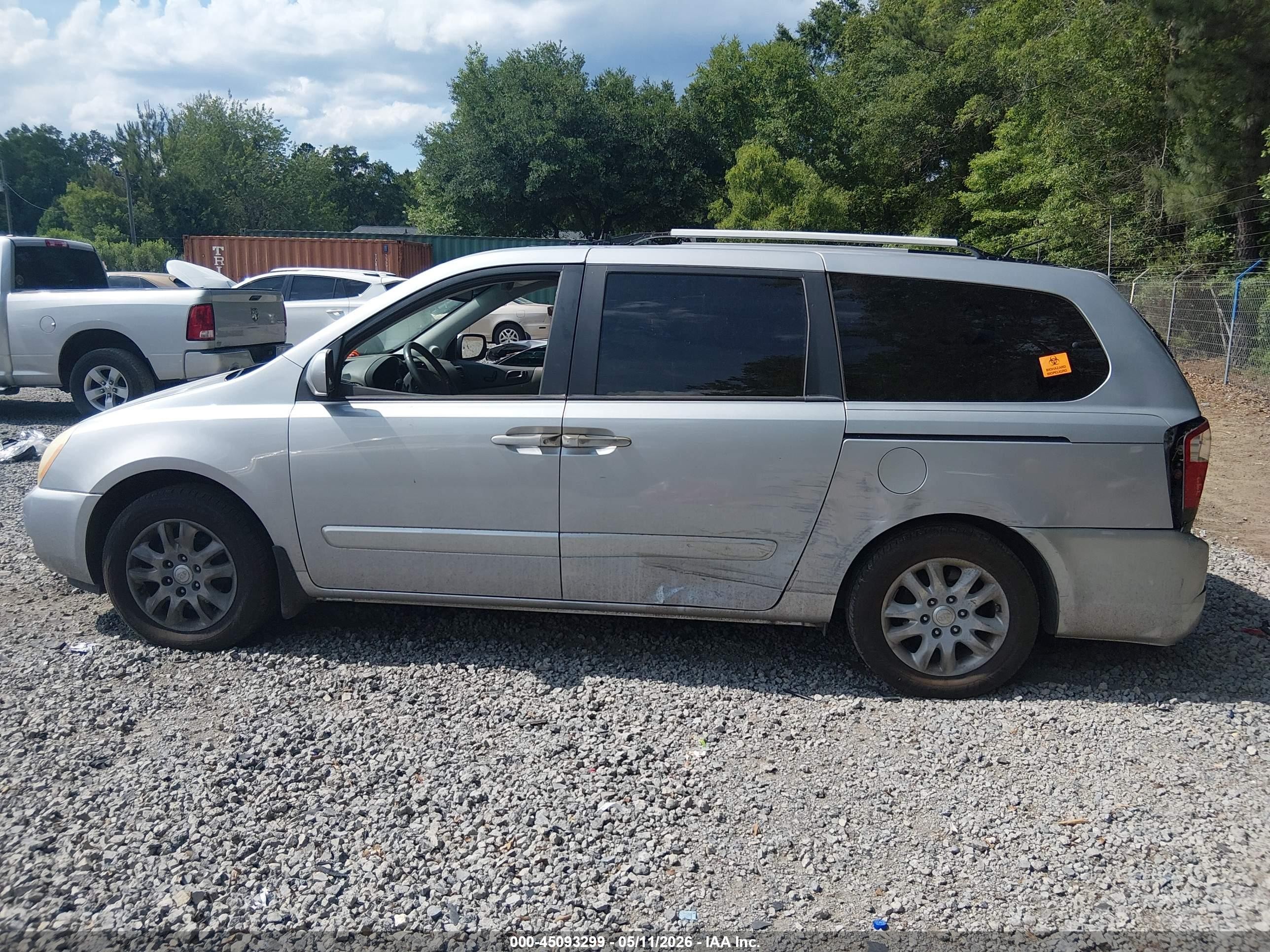 2009 Kia Sedona Ex Silver vin: KNDMB233X96309336