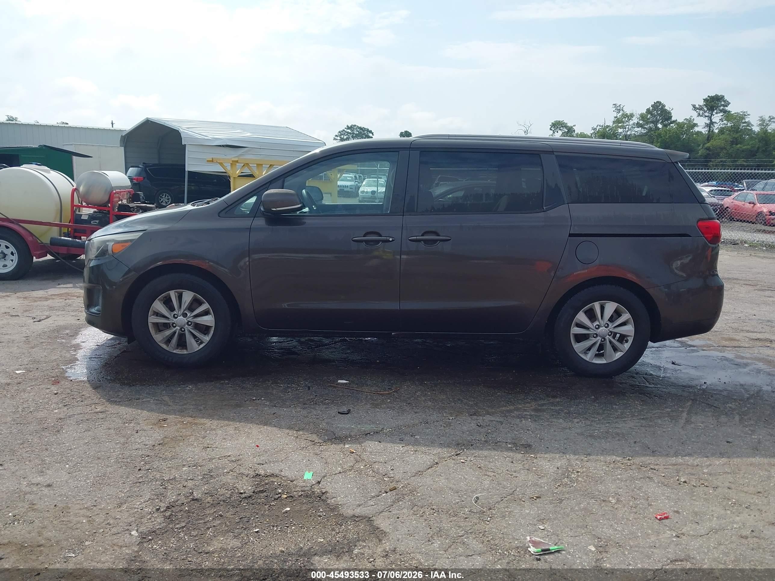 2015 Kia Sedona Lx Brown vin: KNDMB5C10F6038704