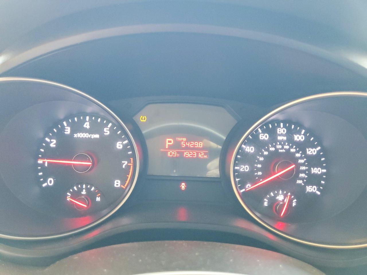 2015 Kia Sedona Lx White vin: KNDMB5C10F6045247