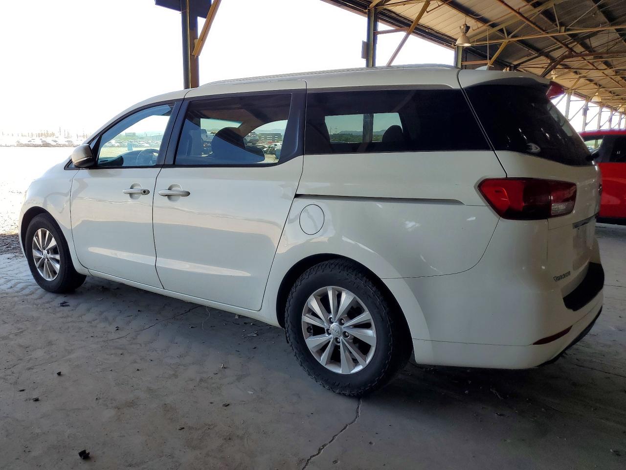 2015 Kia Sedona Lx White vin: KNDMB5C10F6045247