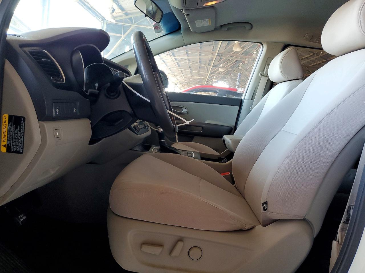 2015 Kia Sedona Lx White vin: KNDMB5C10F6045247