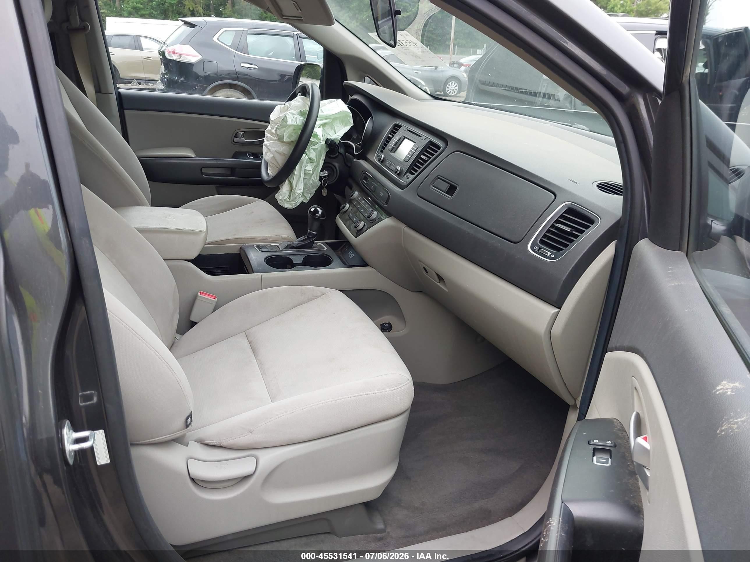 2015 Kia Sedona Lx Gray vin: KNDMB5C10F6069290