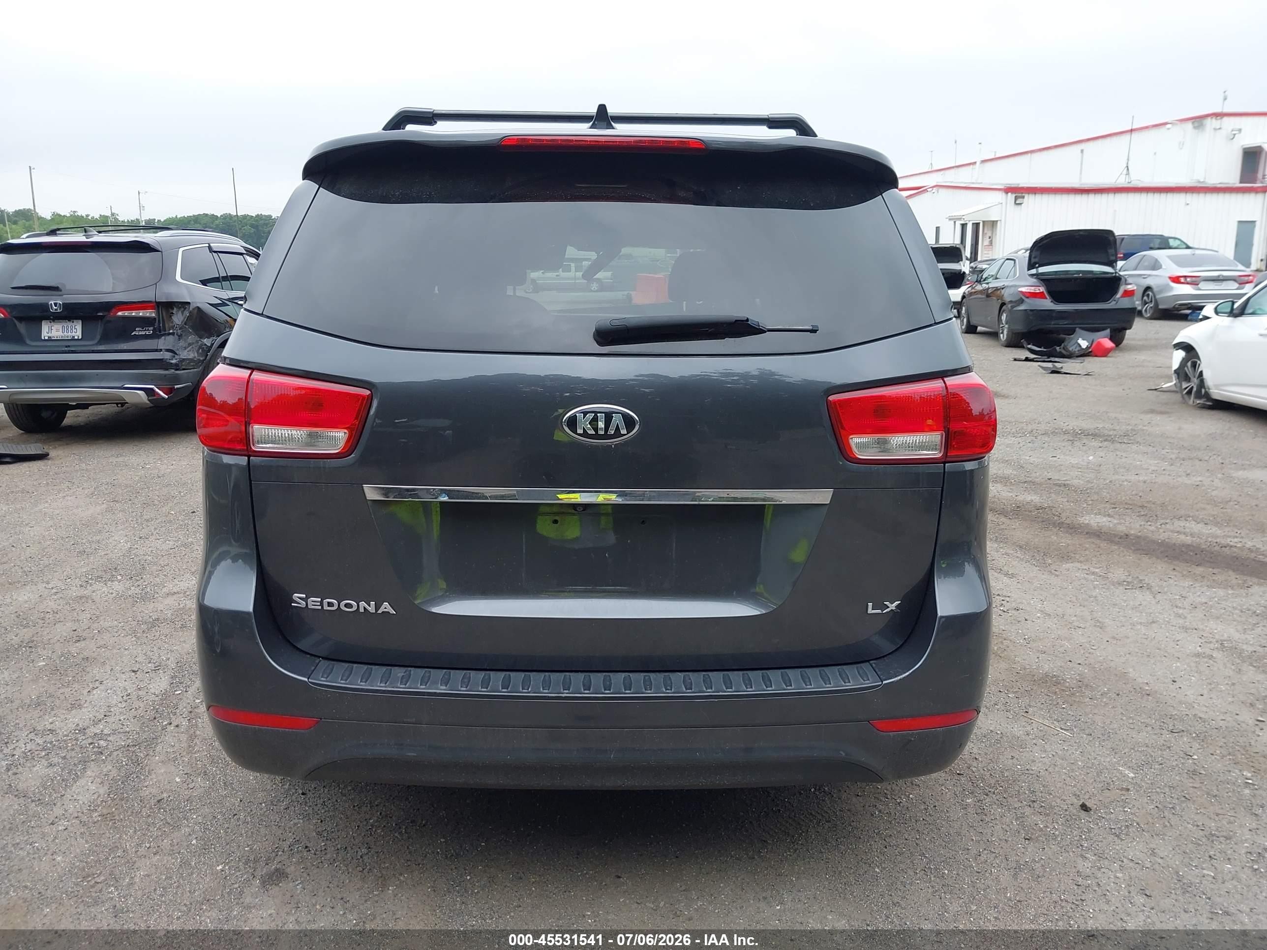 2015 Kia Sedona Lx Gray vin: KNDMB5C10F6069290