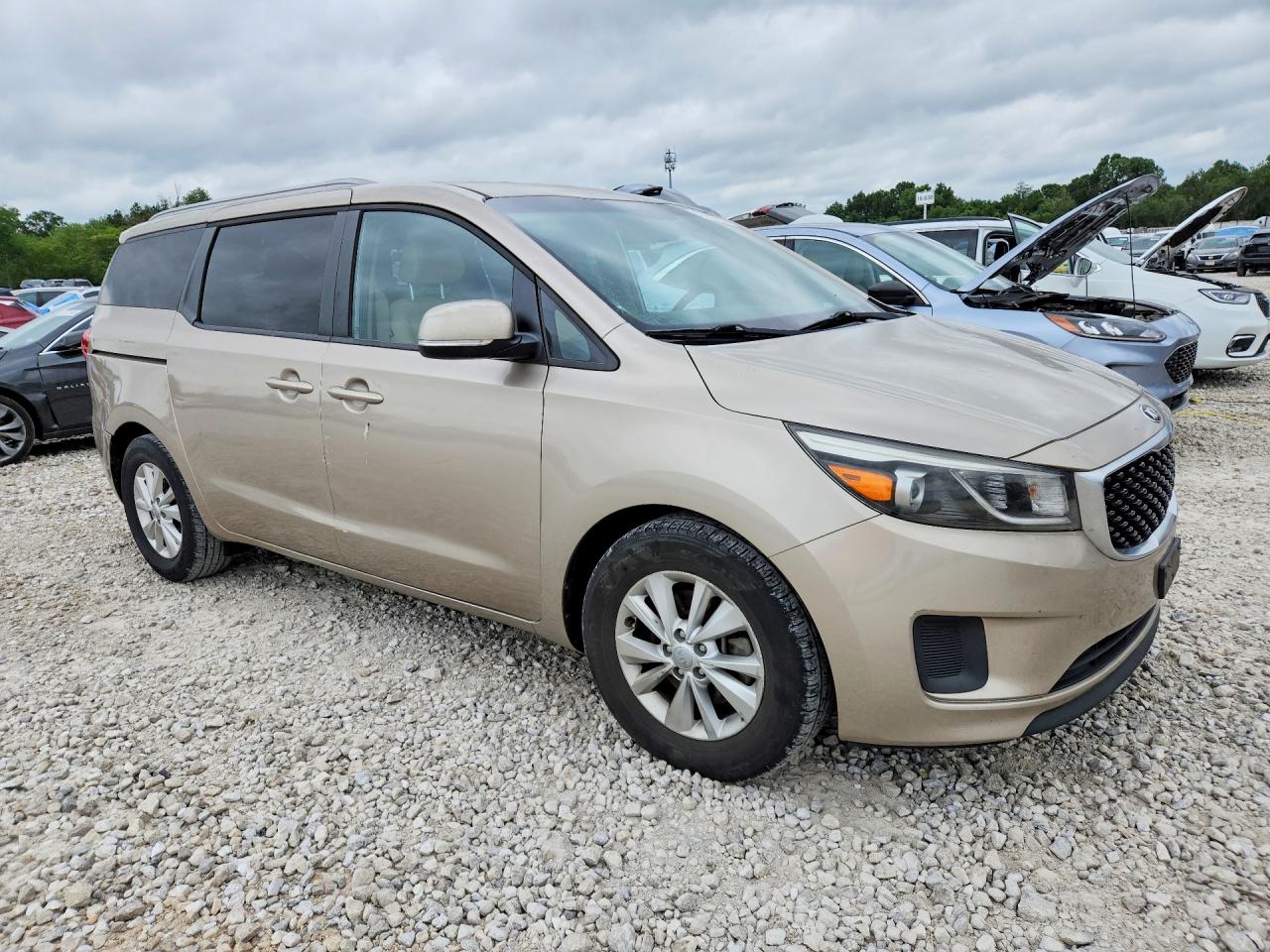 2016 Kia Sedona Lx Tan vin: KNDMB5C10G6098435