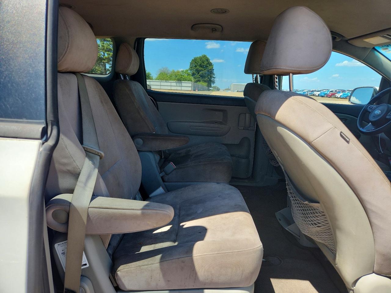 2015 Kia Sedona Lx White vin: KNDMB5C11F6021328
