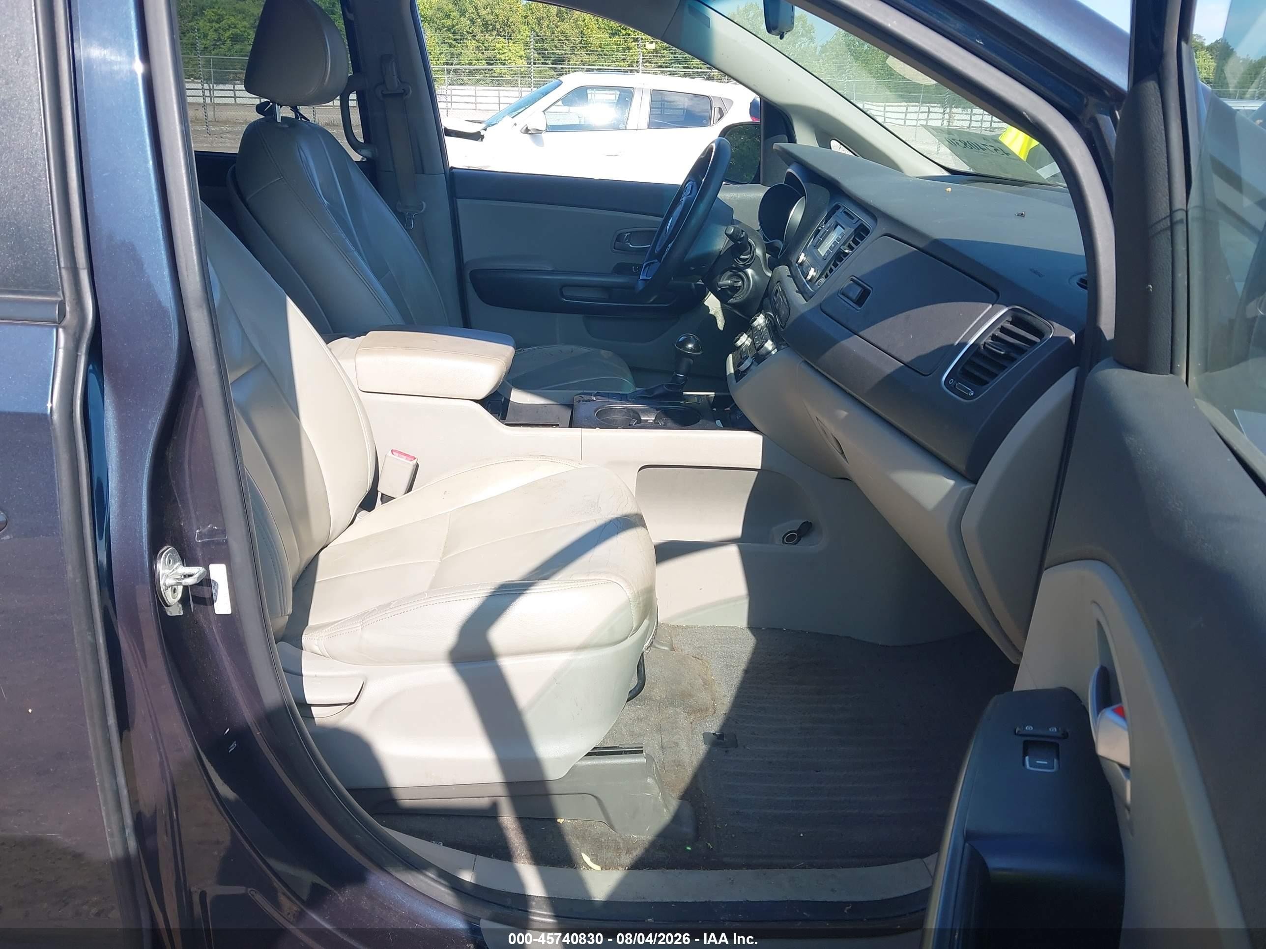 2015 Kia Sedona Lx Синий vin: KNDMB5C11F6075437