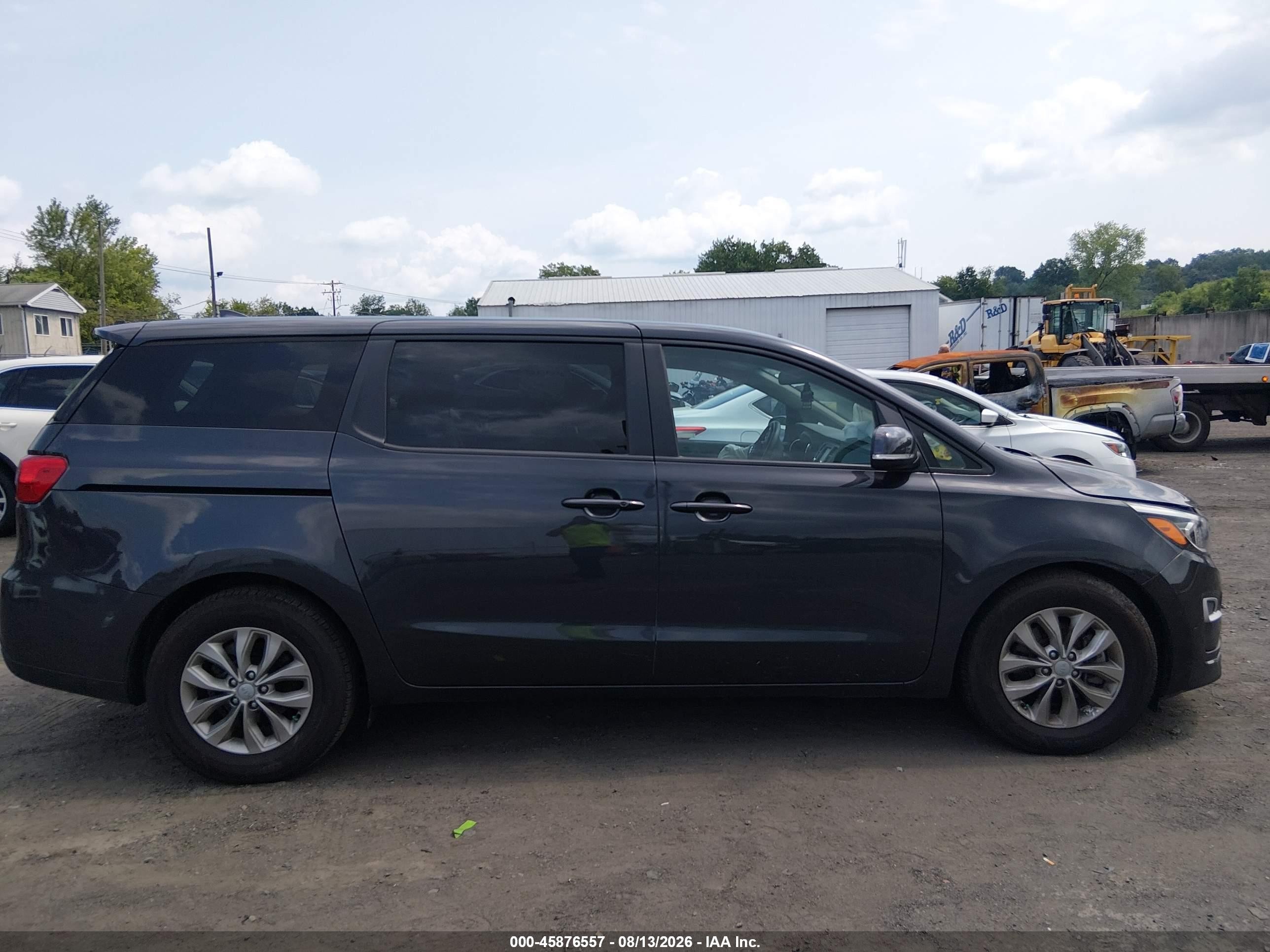 2019 Kia Sedona Lx Gray vin: KNDMB5C11K6525484