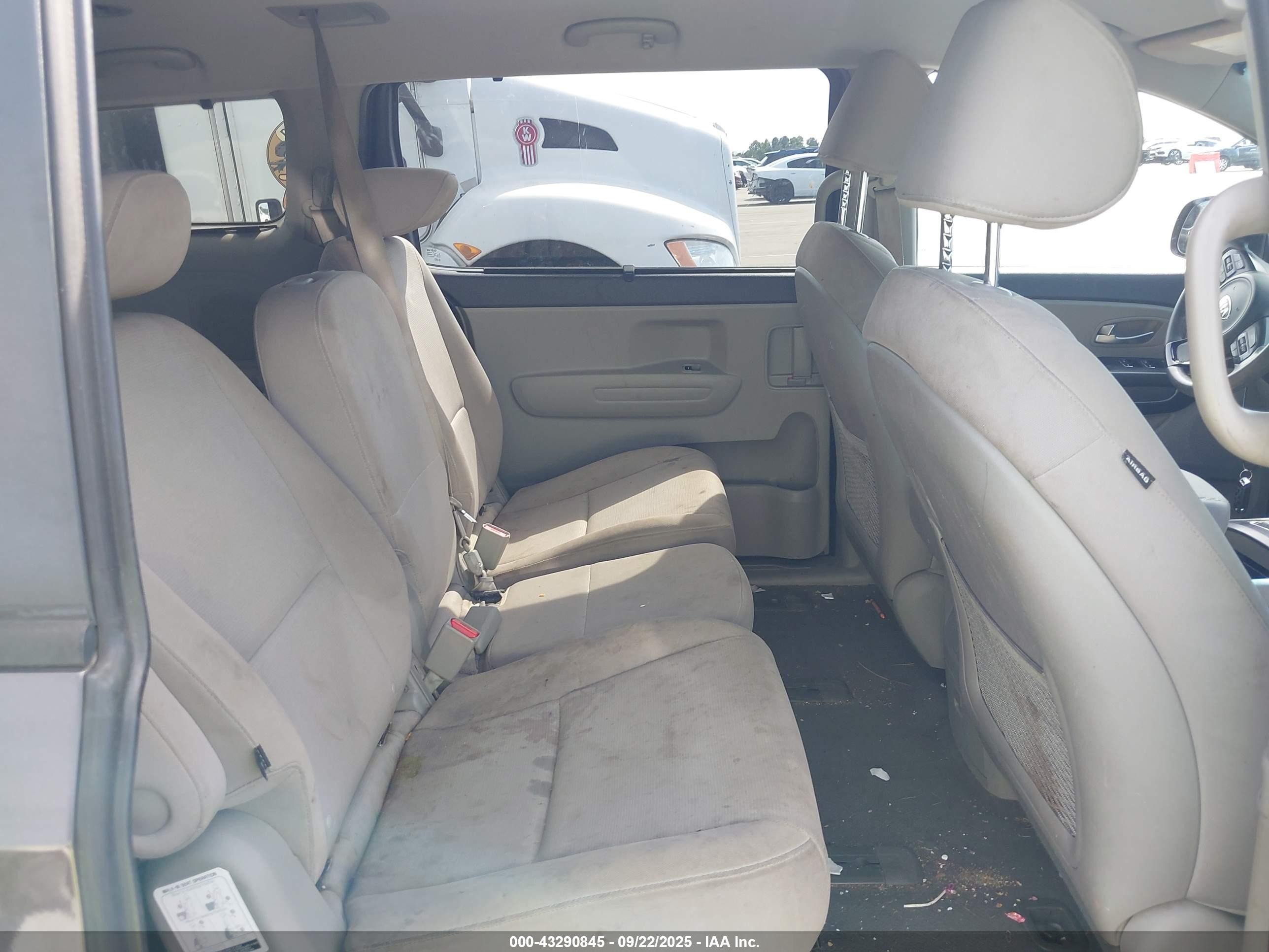 2015 Kia Sedona Lx Brown vin: KNDMB5C12F6066438