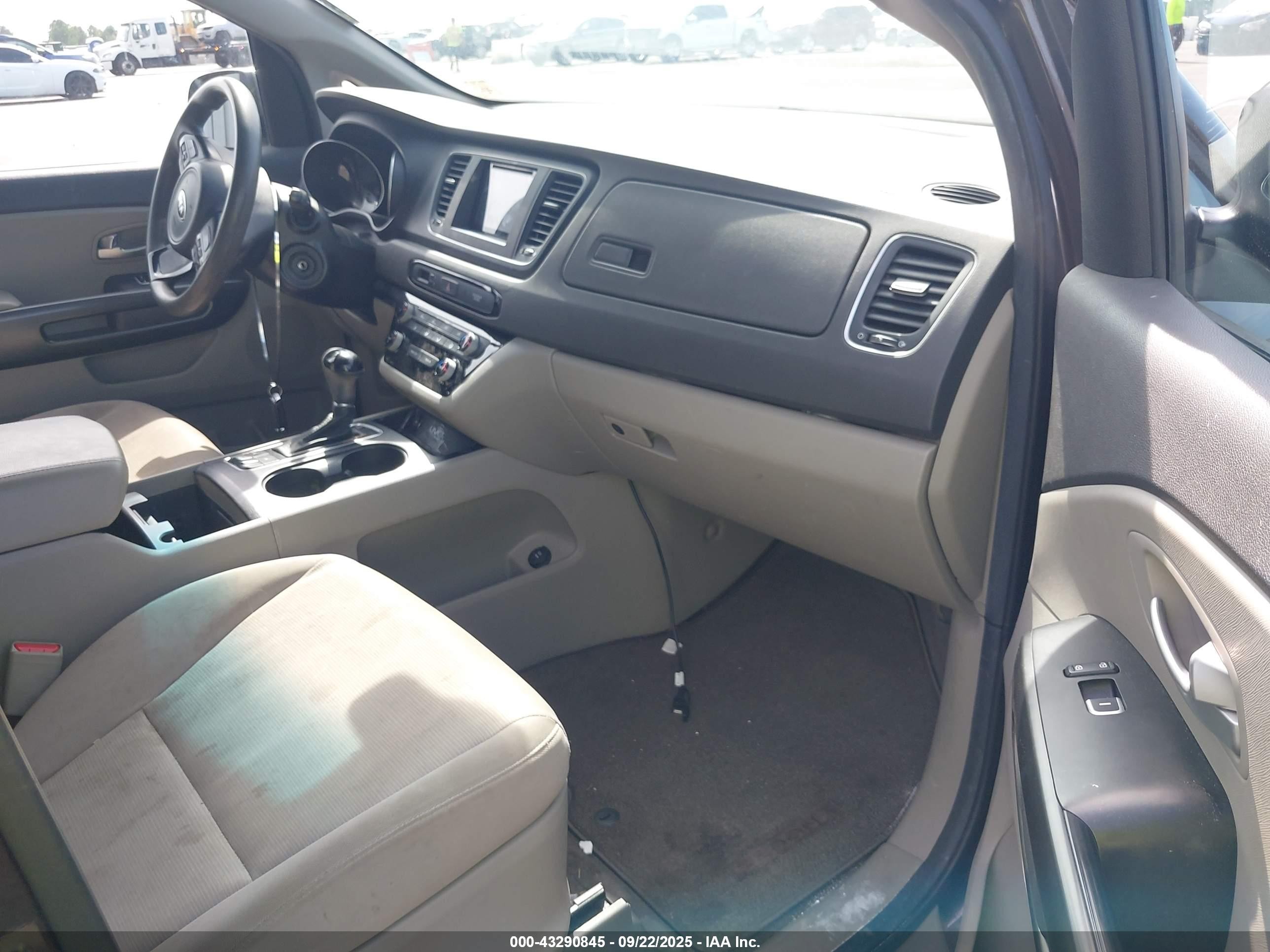 2015 Kia Sedona Lx Brown vin: KNDMB5C12F6066438