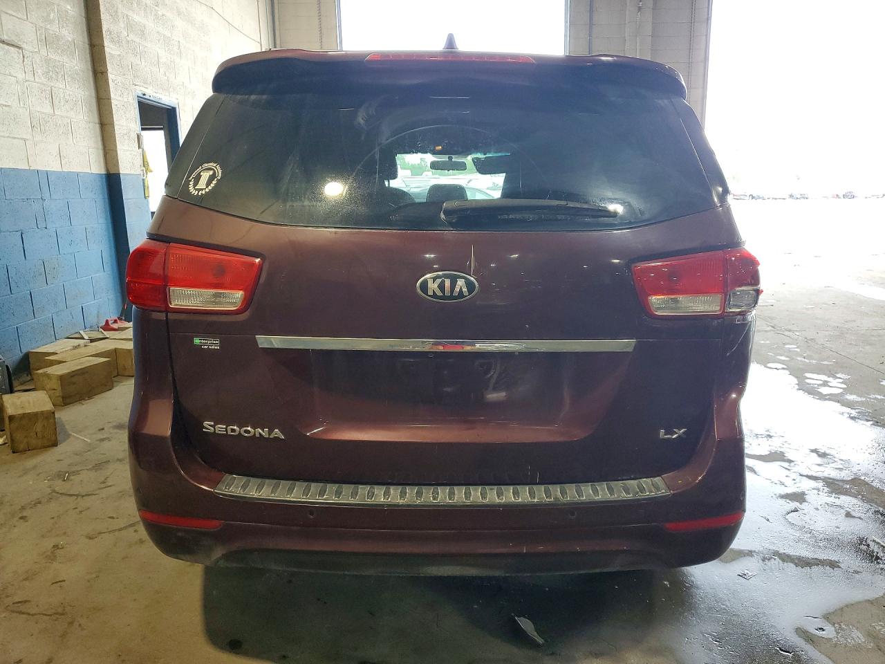 2017 Kia Sedona Lx Burgundy vin: KNDMB5C12H6315422