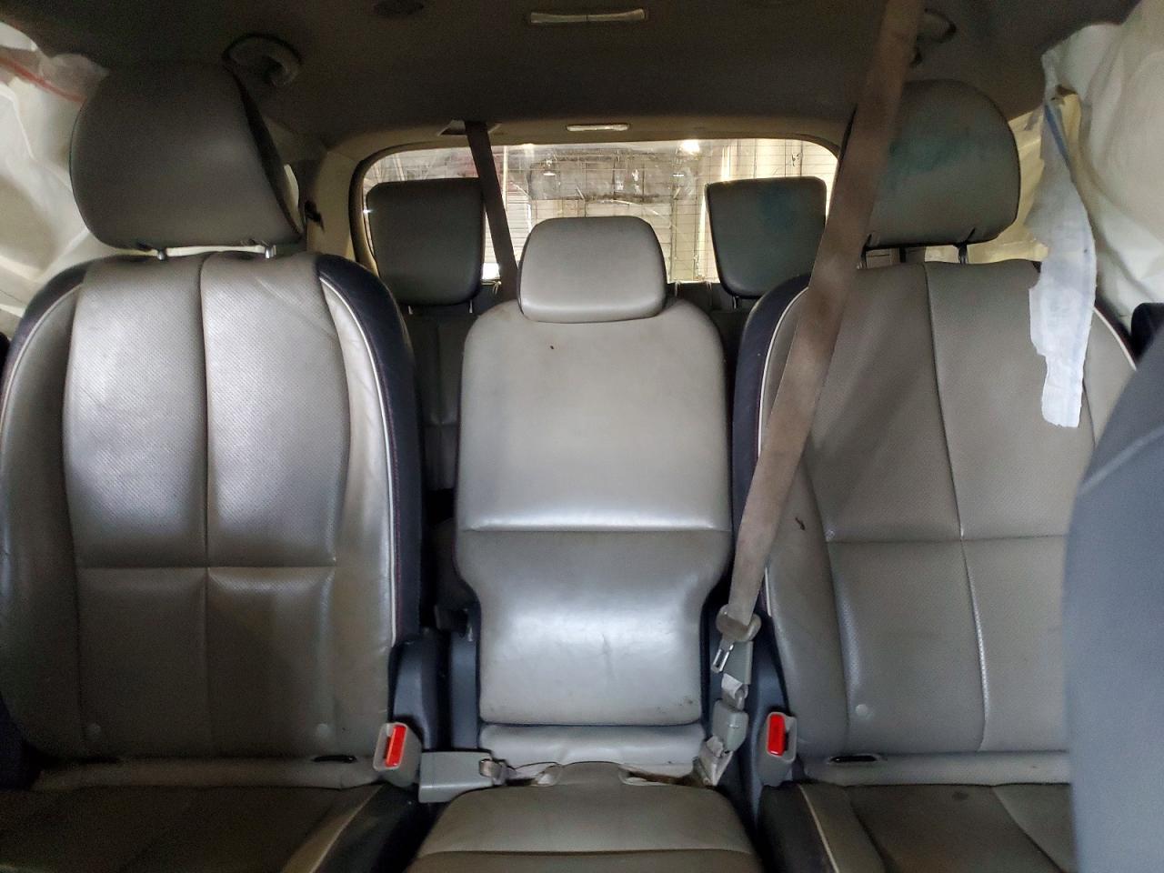 2017 Kia Sedona Lx Burgundy vin: KNDMB5C12H6315422