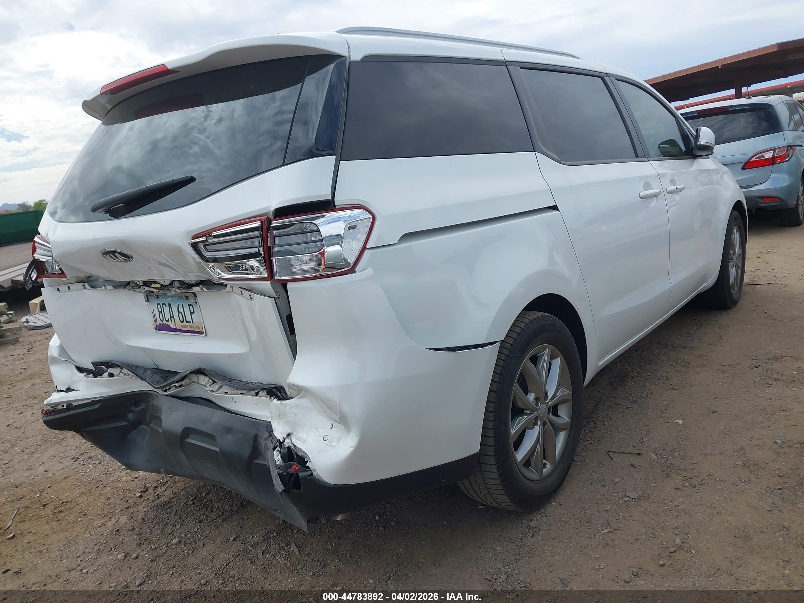 2021 Kia Sedona Ex White vin: KNDMB5C12M6675235