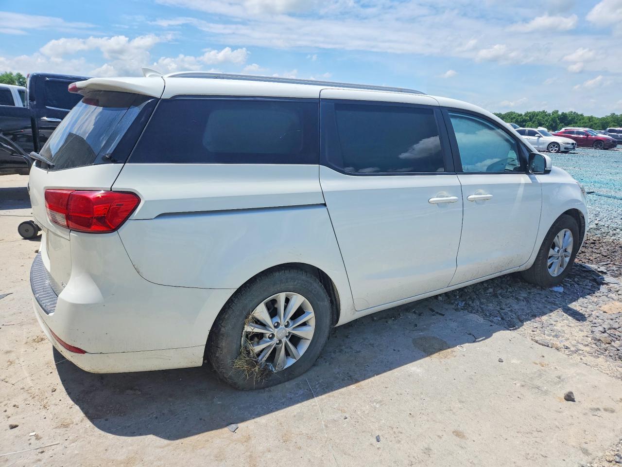 2015 Kia Sedona Lx White vin: KNDMB5C13F6041368