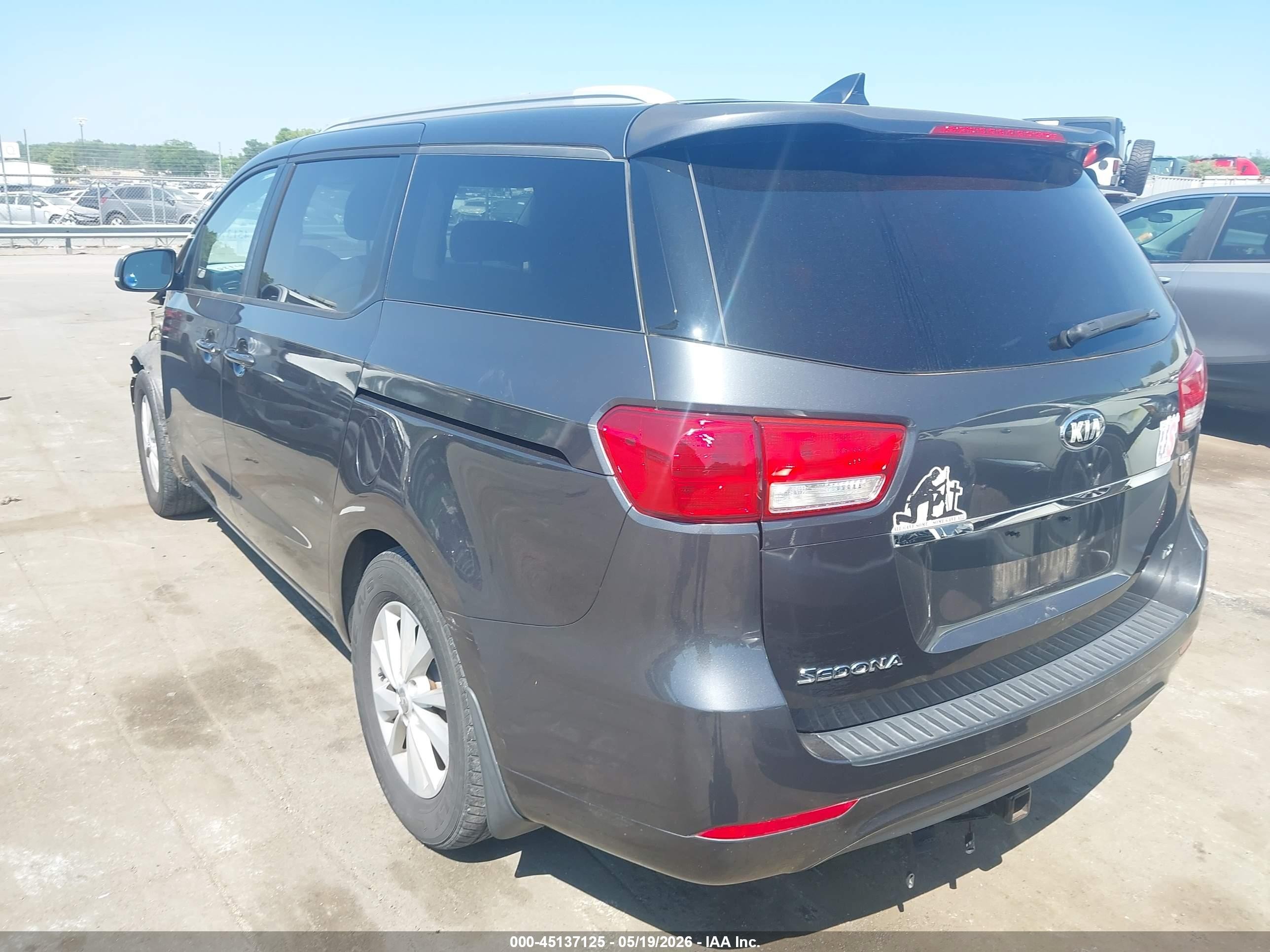 2015 Kia Sedona Lx Gray vin: KNDMB5C13F6047817