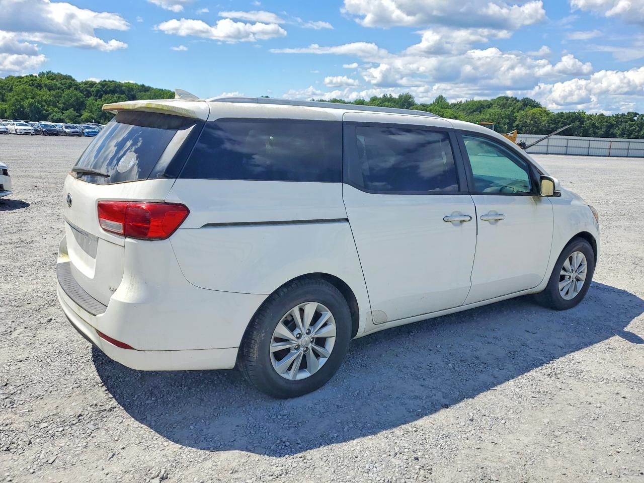 2015 Kia Sedona Lx White vin: KNDMB5C13F6055142