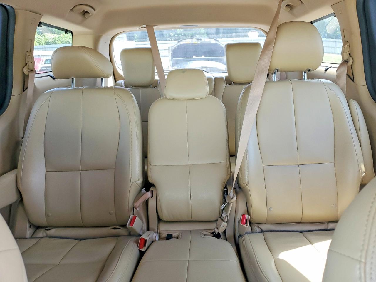 2015 Kia Sedona Lx White vin: KNDMB5C13F6055142