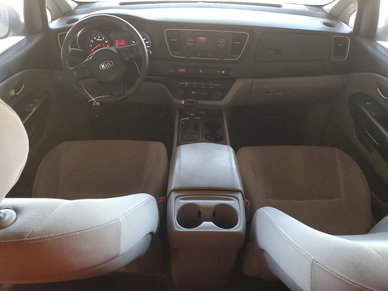 2015 Kia Sedona Lx Silver vin: KNDMB5C13F6073687
