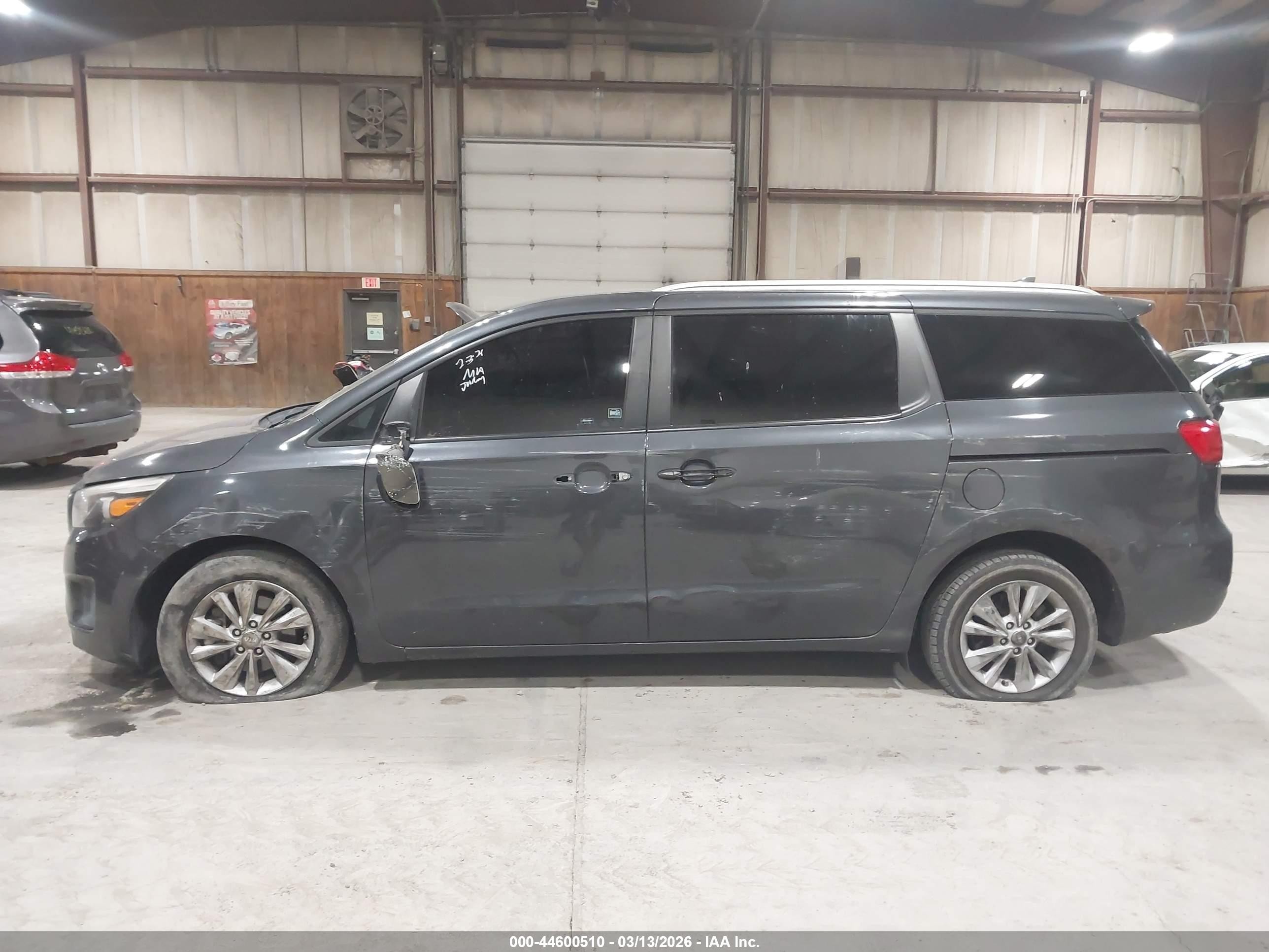 2016 Kia Sedona Lx Gray vin: KNDMB5C13G6090524
