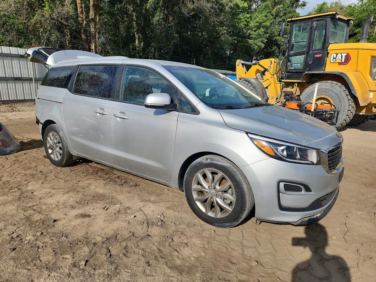 2019 Kia Sedona Ex Silver vin: KNDMB5C13K6534204