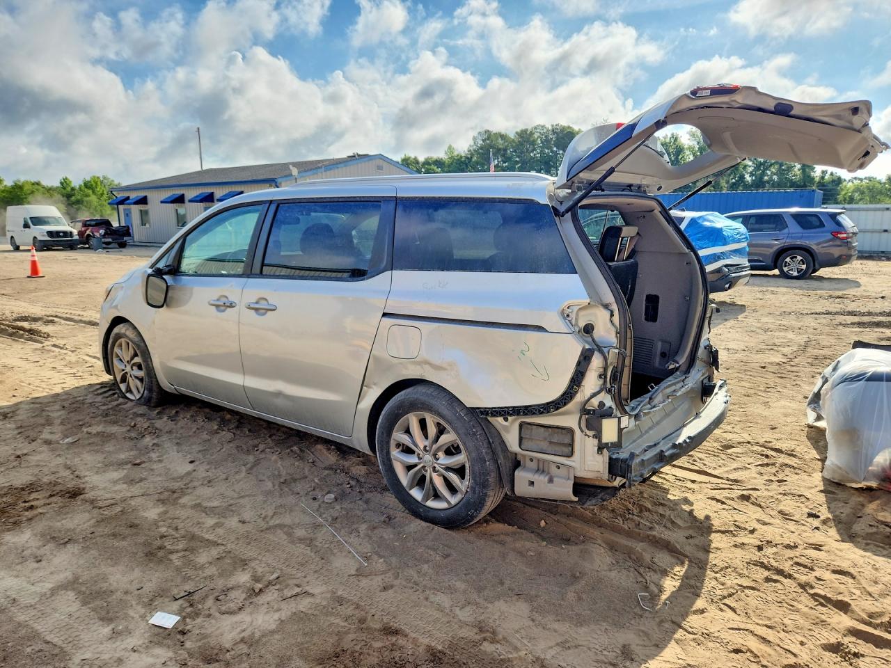 2019 Kia Sedona Ex Silver vin: KNDMB5C13K6534204