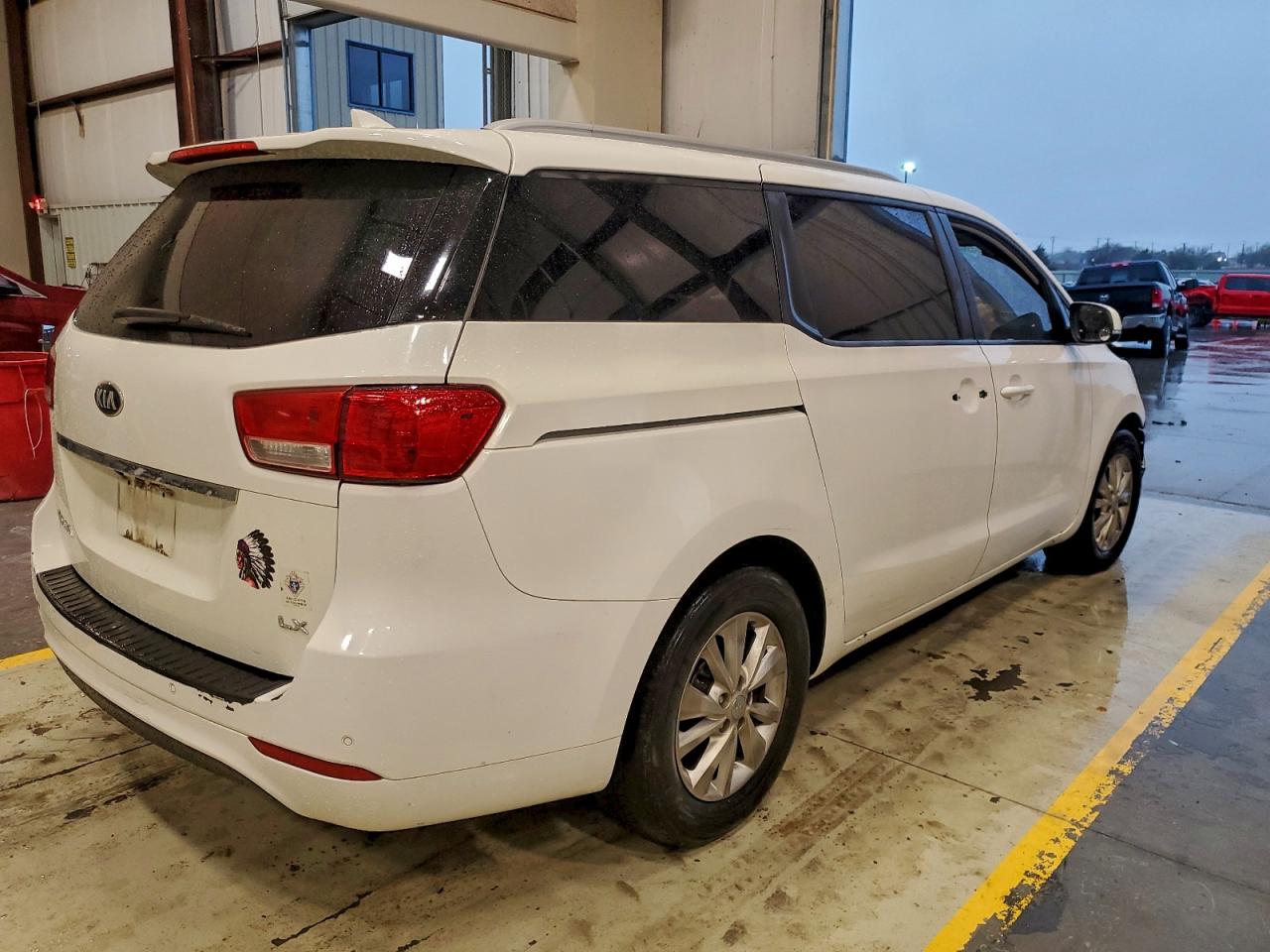 2015 Kia Sedona Lx White vin: KNDMB5C14F6033795