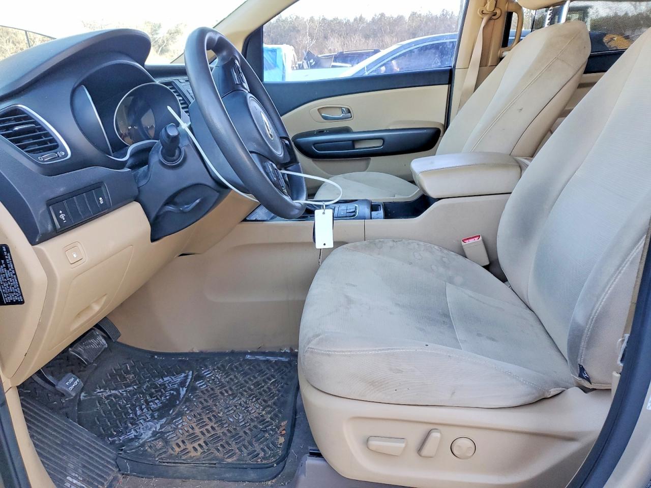 2015 Kia Sedona Lx Beige vin: KNDMB5C14F6055005