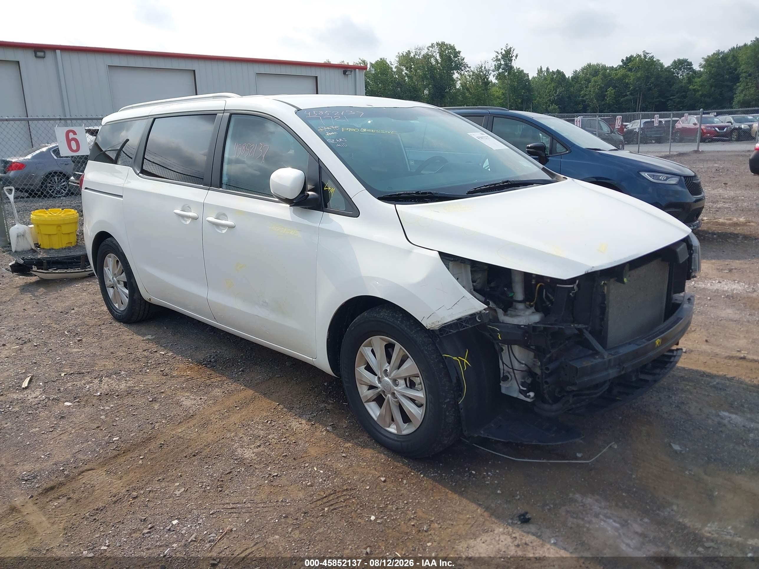 2015 Kia Sedona Lx White vin: KNDMB5C14F6057837