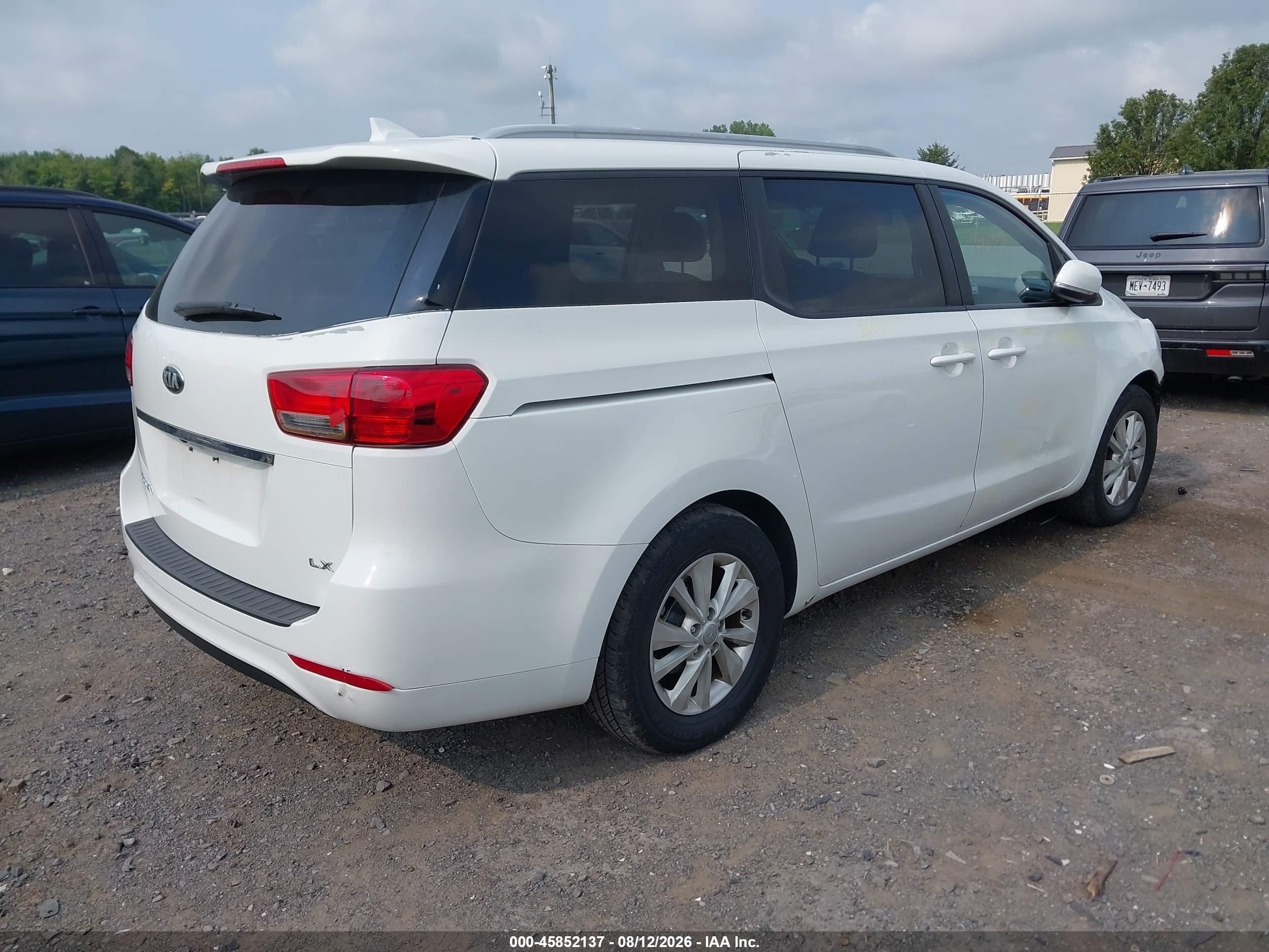 2015 Kia Sedona Lx White vin: KNDMB5C14F6057837