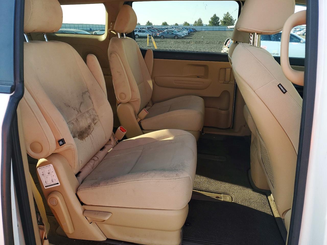 2015 Kia Sedona Lx White vin: KNDMB5C14F6066053