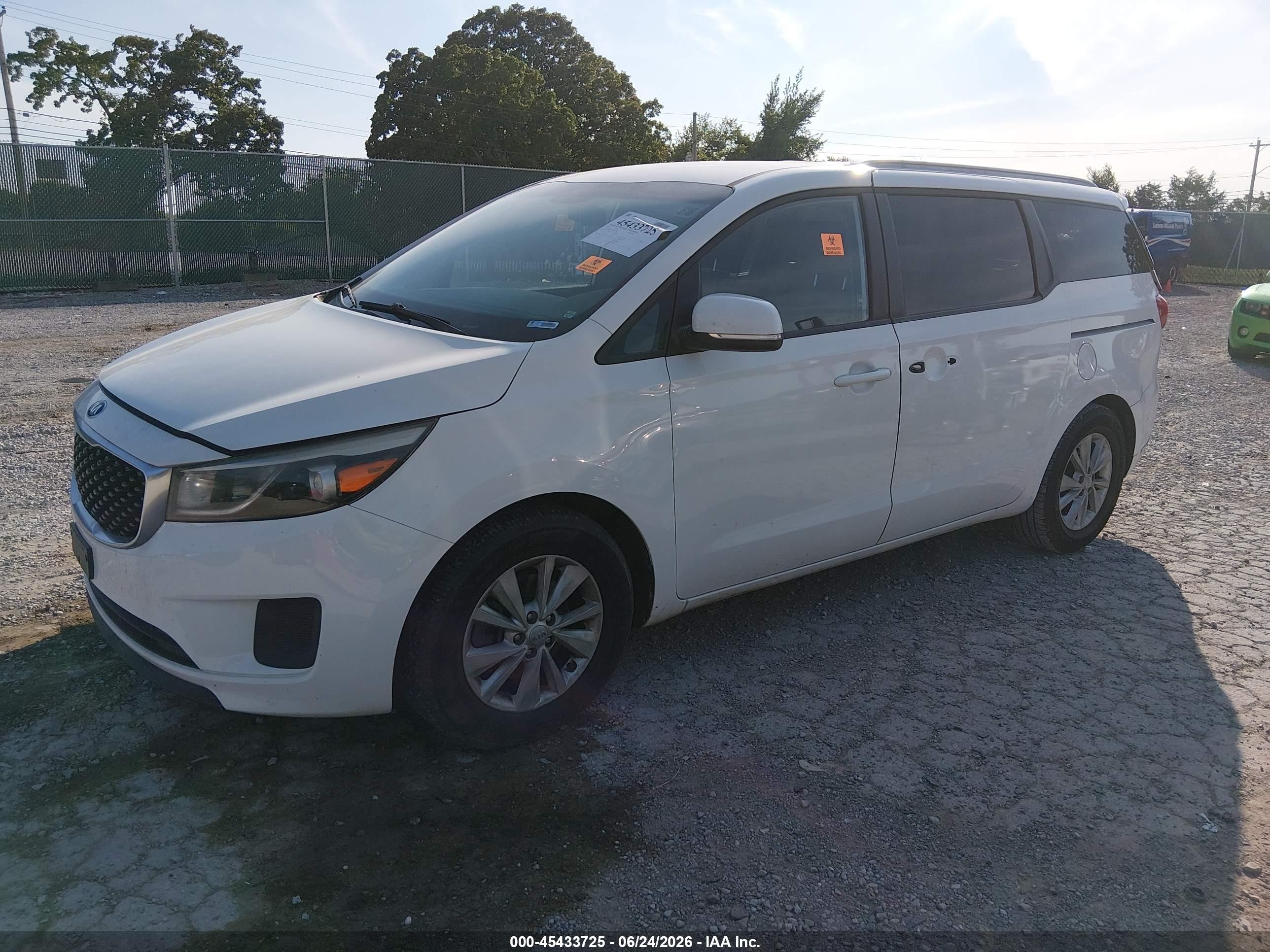 2015 Kia Sedona Lx White vin: KNDMB5C14F6076310