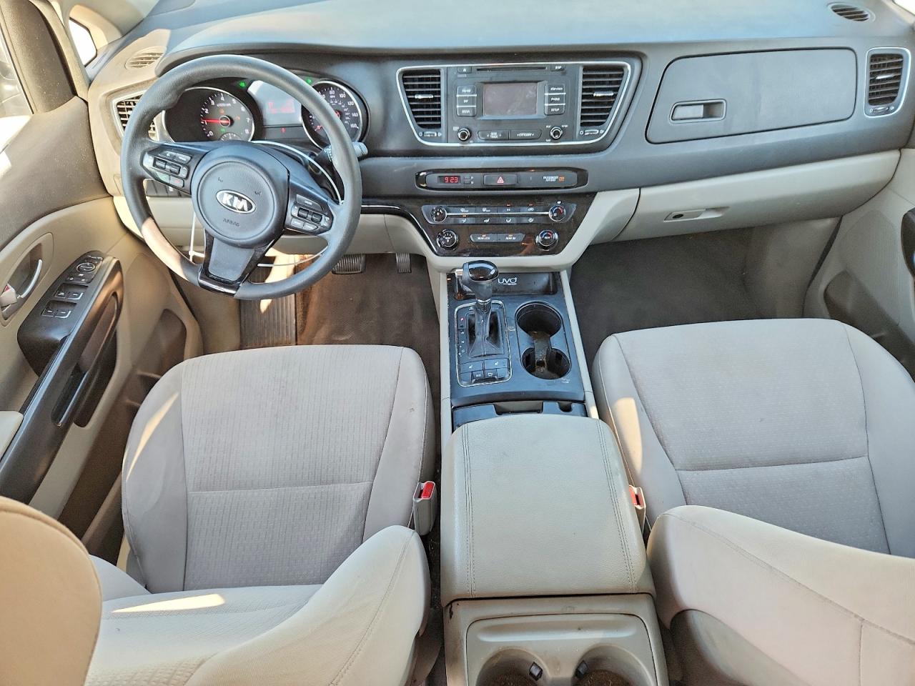 2016 Kia Sedona Lx Серебряный vin: KNDMB5C14G6188008
