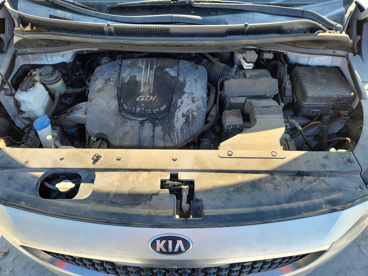 2016 Kia Sedona Lx Серебряный vin: KNDMB5C14G6188008