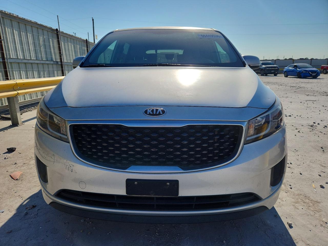 2016 Kia Sedona Lx Серебряный vin: KNDMB5C14G6188008