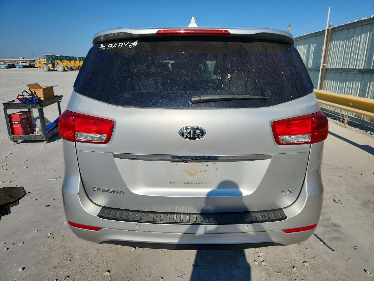 2016 Kia Sedona Lx Серебряный vin: KNDMB5C14G6188008