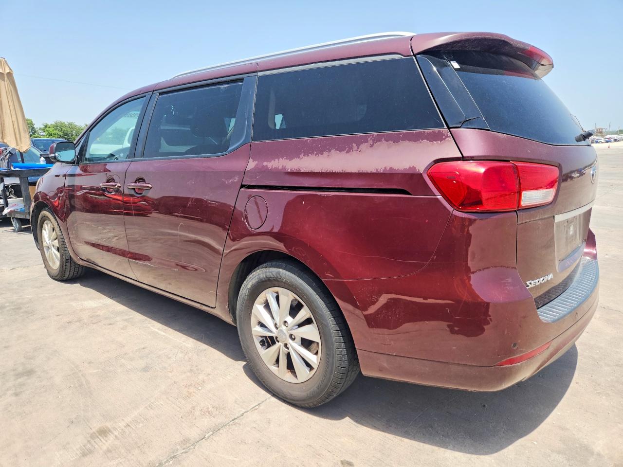2015 Kia Sedona Lx Burgundy vin: KNDMB5C15F6028962