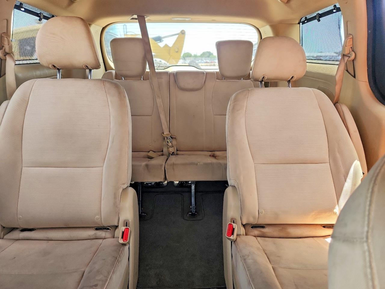 2015 Kia Sedona Lx Burgundy vin: KNDMB5C15F6028962