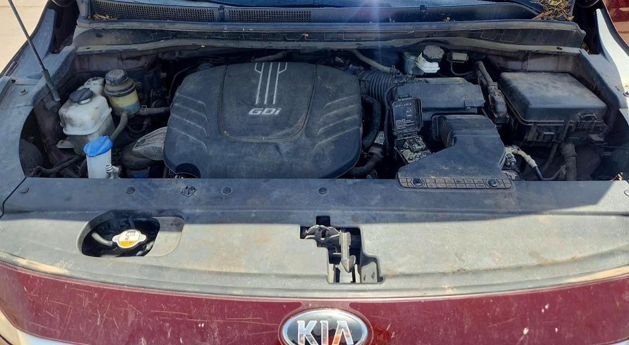 2015 Kia Sedona Lx Burgundy vin: KNDMB5C15F6028962