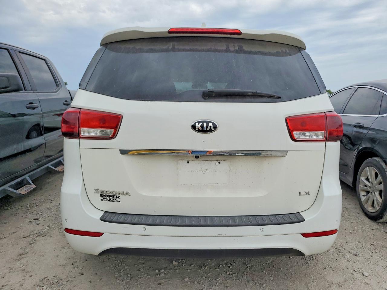 2015 Kia Sedona Lx Белый vin: KNDMB5C15F6038813