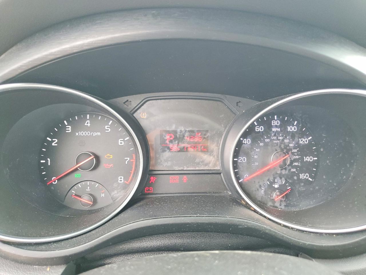 2015 Kia Sedona Lx Белый vin: KNDMB5C15F6038813