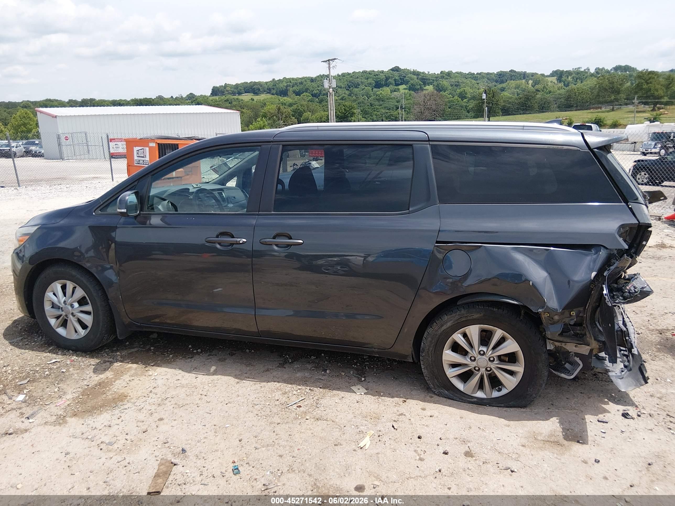2015 Kia Sedona Lx Gray vin: KNDMB5C15F6071925