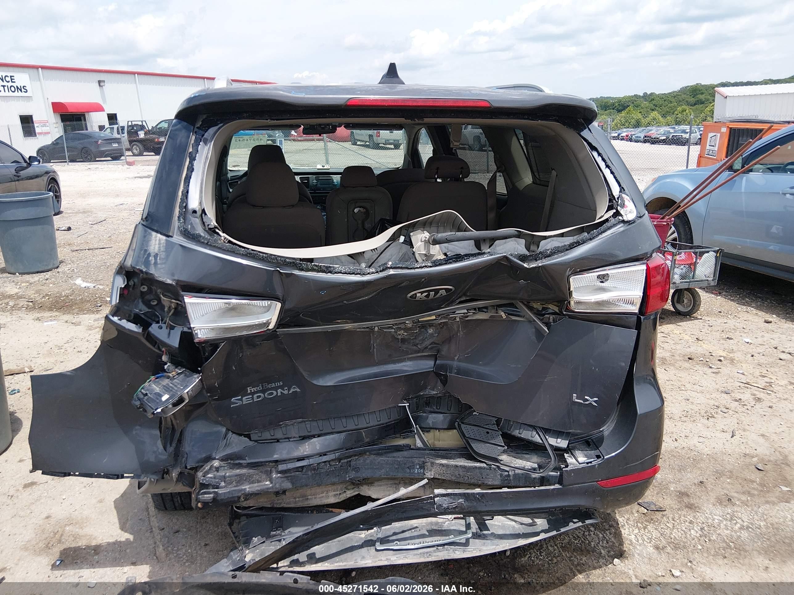 2015 Kia Sedona Lx Gray vin: KNDMB5C15F6071925