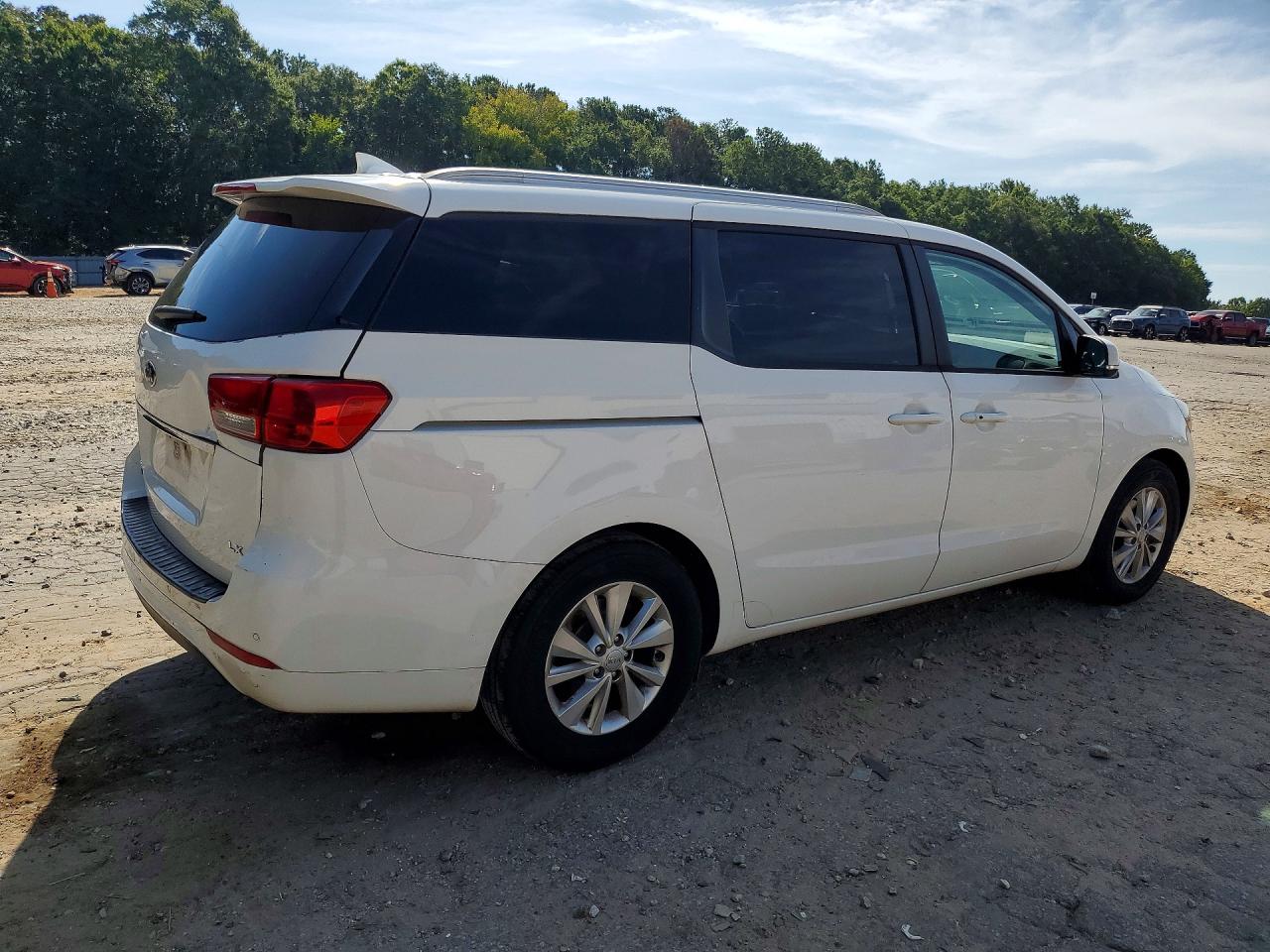 2017 Kia Sedona Lx White vin: KNDMB5C15H6281461