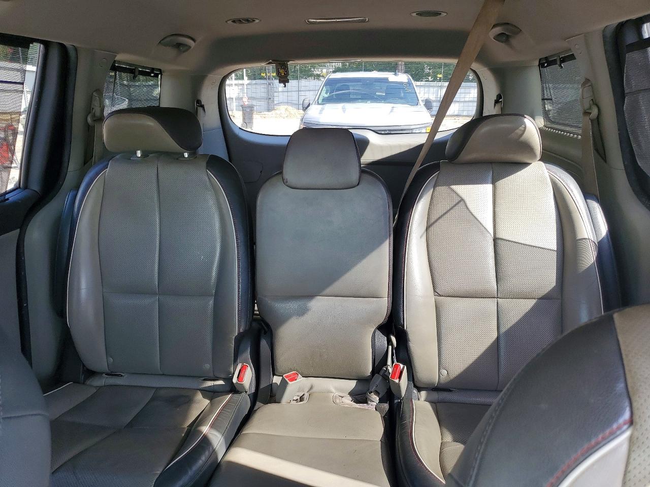 2017 Kia Sedona Lx White vin: KNDMB5C15H6281461
