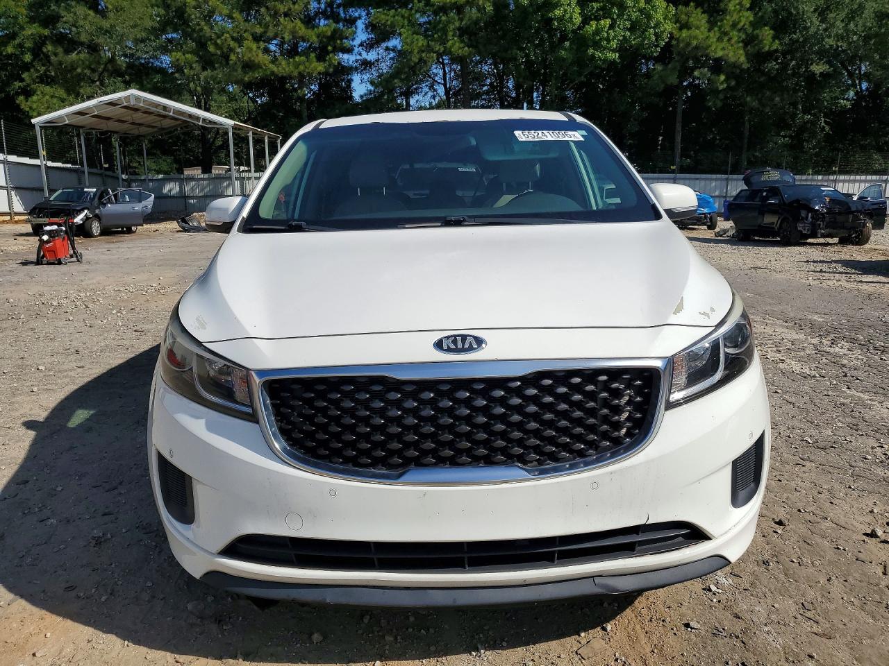2017 Kia Sedona Lx White vin: KNDMB5C15H6281461