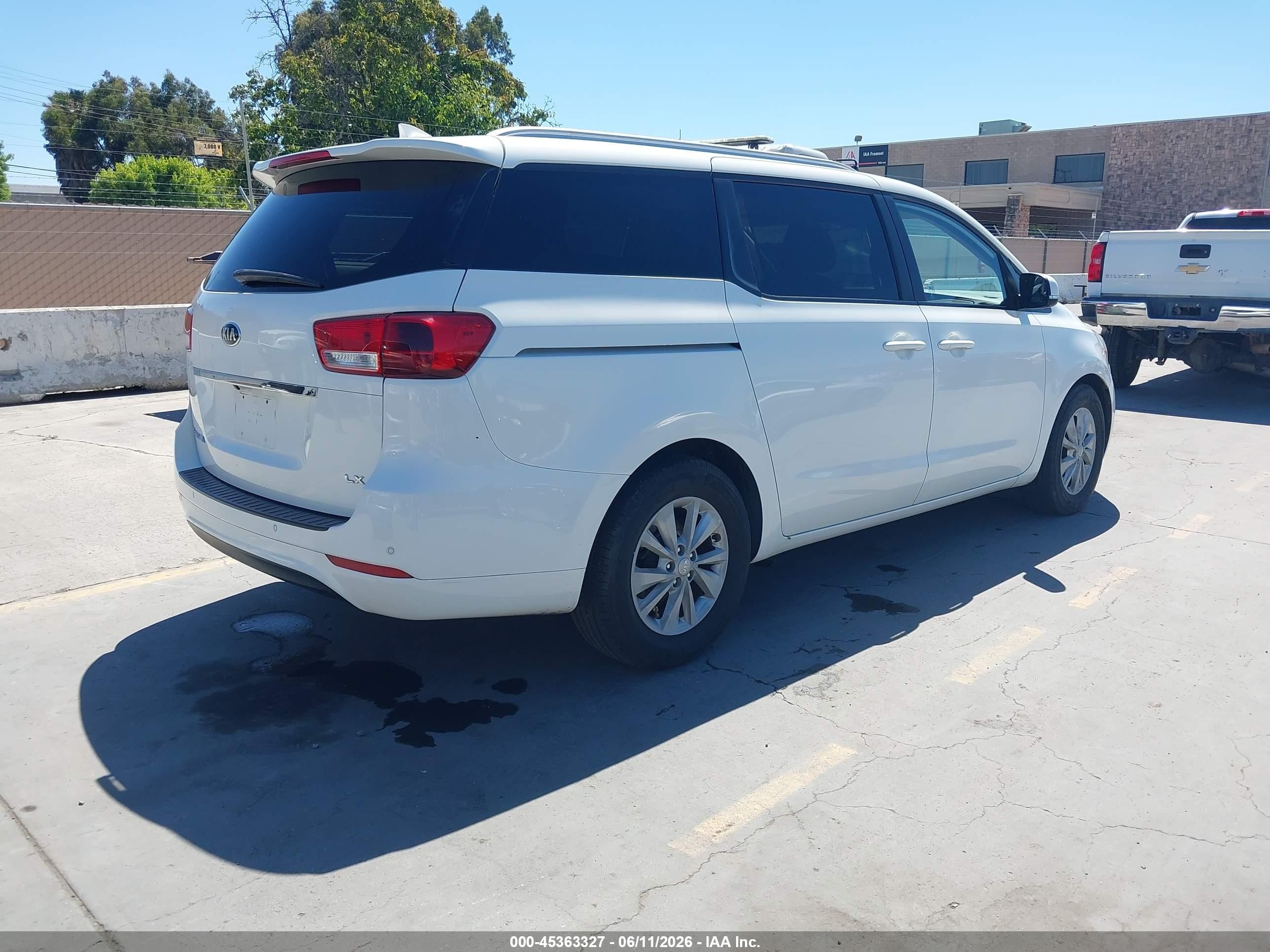 2016 Kia Sedona Lx White vin: KNDMB5C16G6087410