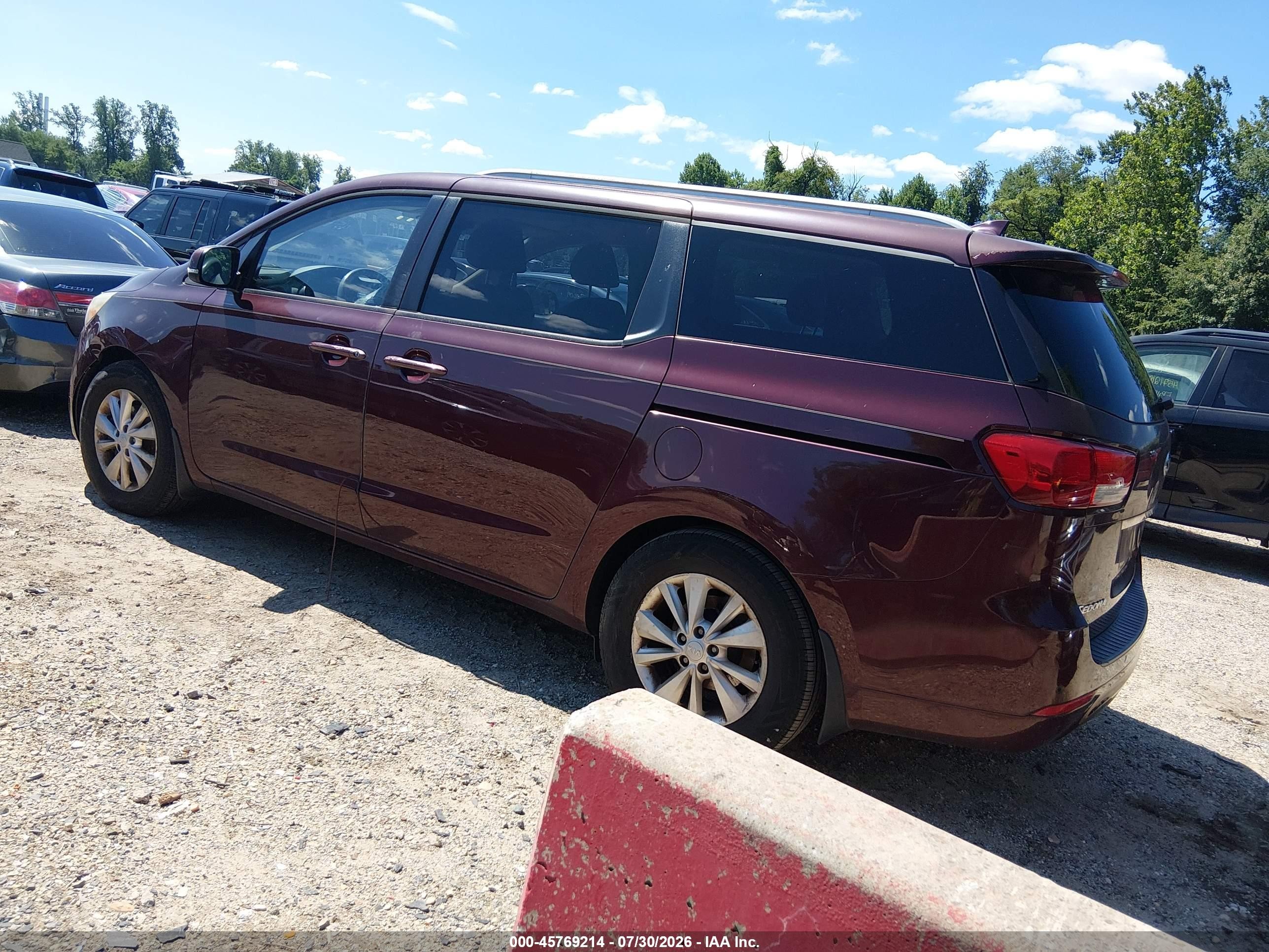 2015 Kia Sedona Lx Бордовый vin: KNDMB5C17F6020393