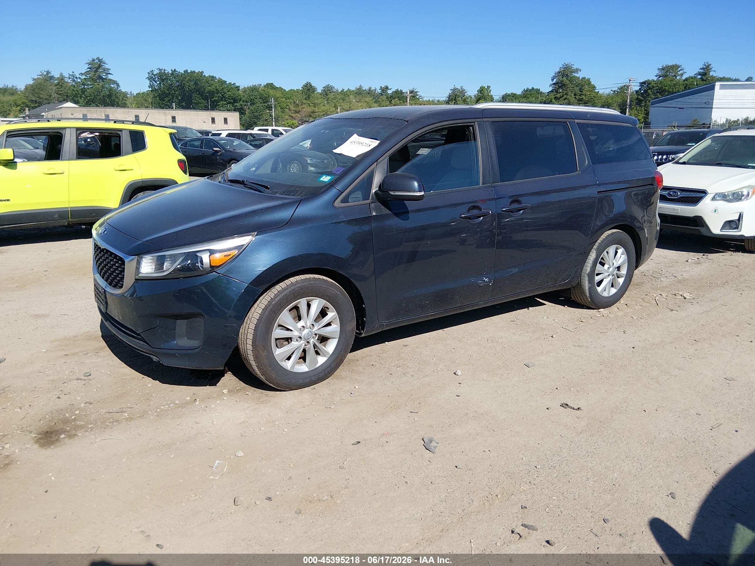 2015 Kia Sedona Lx Синий vin: KNDMB5C17F6034357