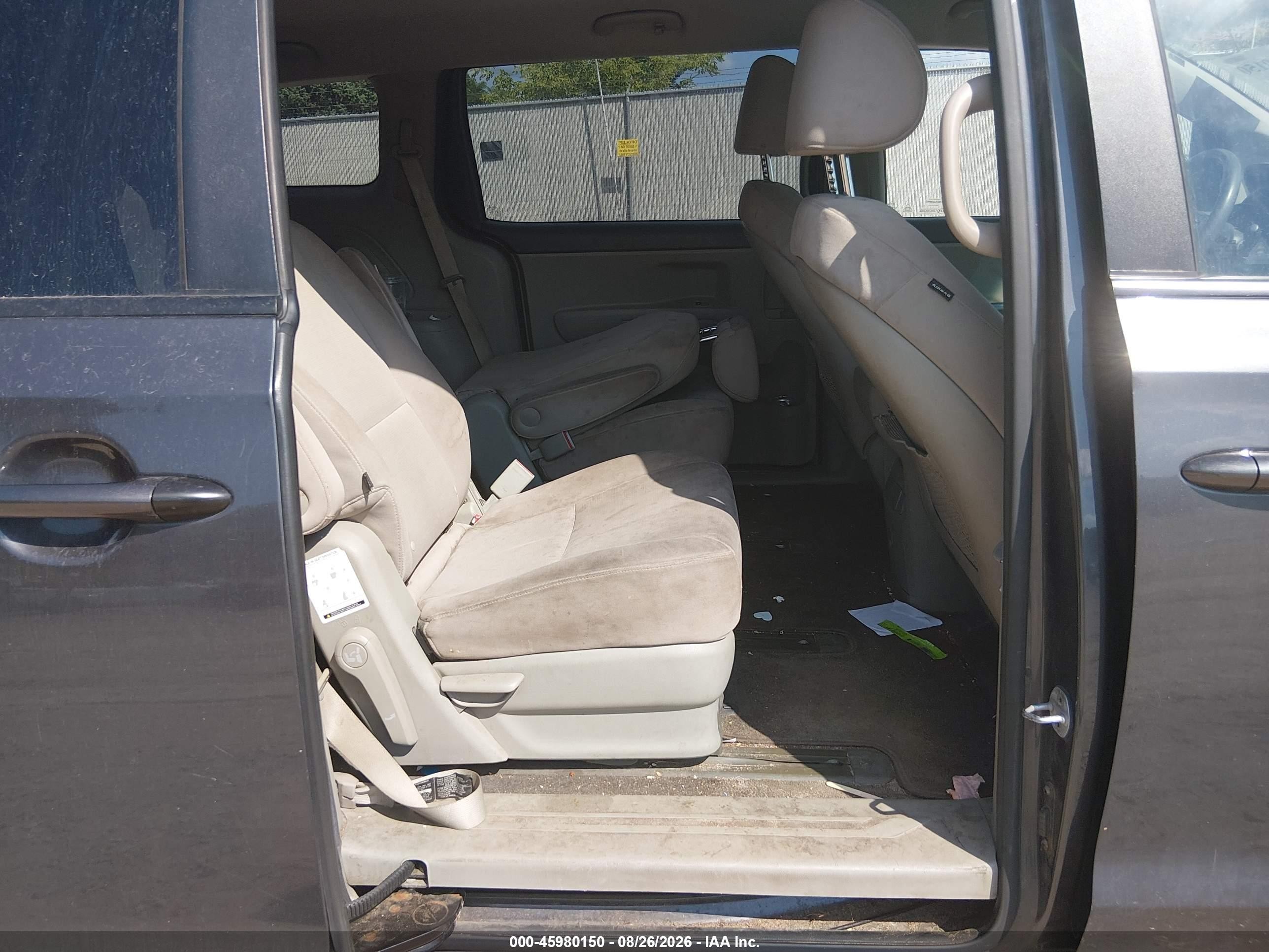 2015 Kia Sedona Lx Gray vin: KNDMB5C17F6041180